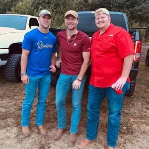 Meet your Posher, Joel